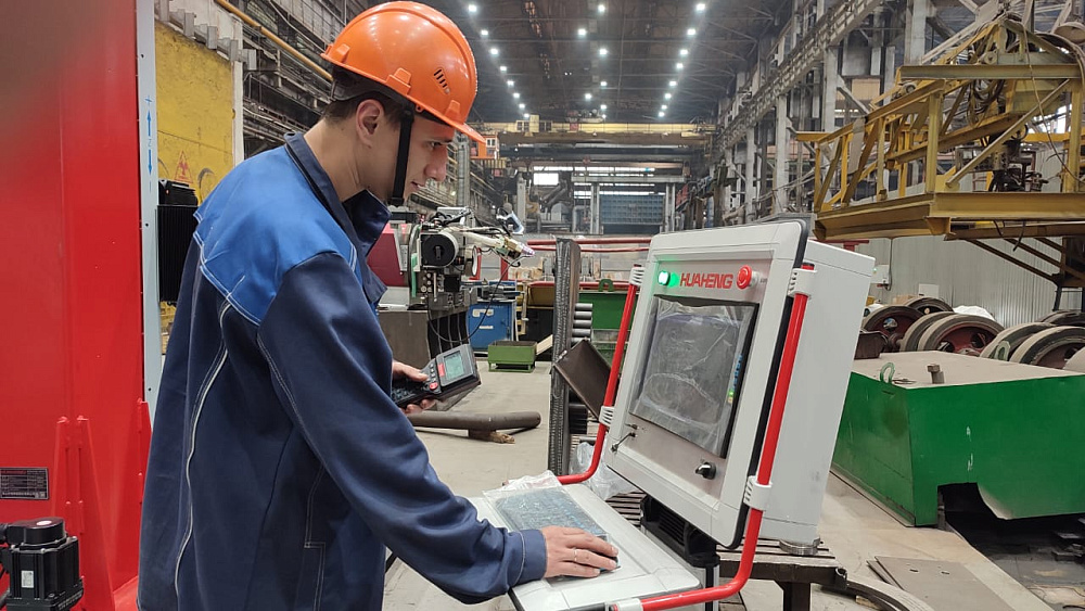 "Уралхиммаш" внедряет в производство автоматизированную орбитальную сварку